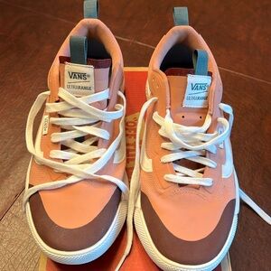 Vans Ultrarange Exo Sneakers